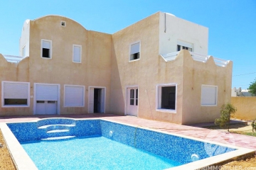 V 068 -                            Vente
                           Villa avec piscine Djerba